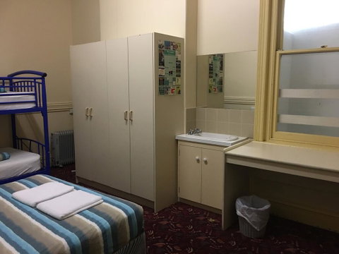 The Formby Hotel - Brisbane Tourism 1