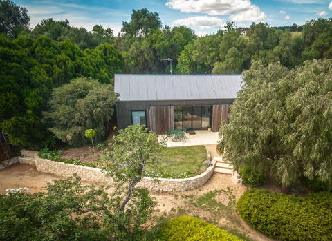 The Garden Cottage At The Olives - Tourism Brisbane 0