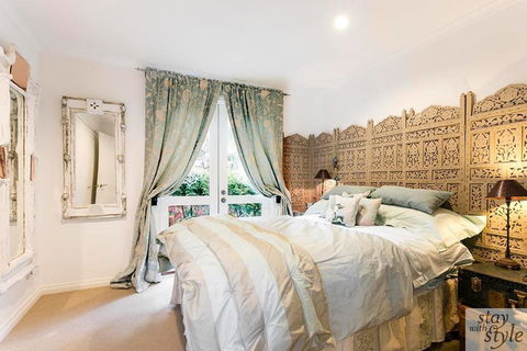 The Gatehouse - Light Filled Cottage In The Leafy Suburb Of Hawthorn - Tourism Brisbane 2