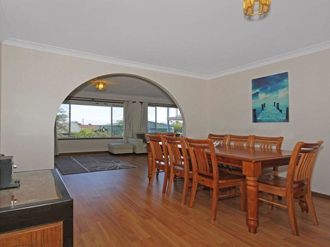 The Heights - Home Style Comforts - Brisbane Tourism 1