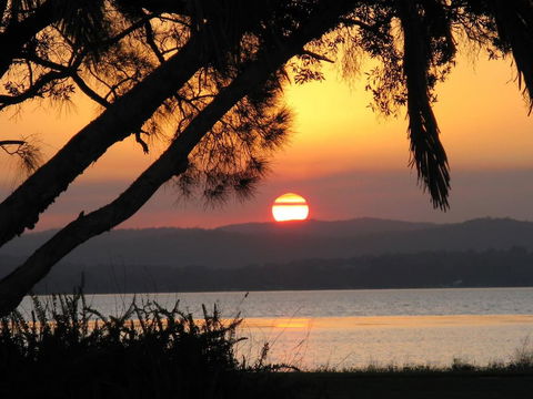 The Jetty Cabin Lakeside - Tourism Brisbane 0