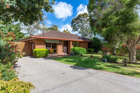 The Leisure House - Tourism Brisbane 0