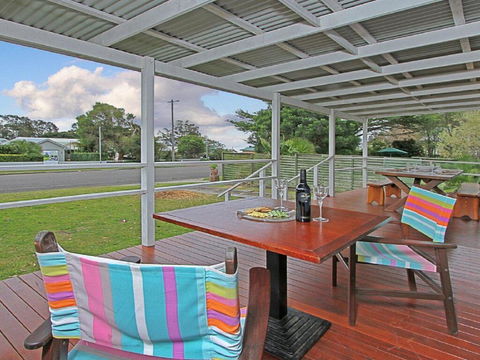 The Marlin - A Gem Close To Rock Pools - Brisbane Tourism 0