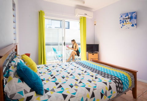 The Martyn Budget Apartment (no A/c) - Tourism Brisbane 0