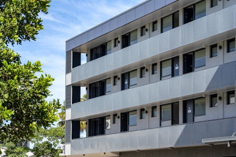 The Mid Pacific - Brisbane Tourism 1