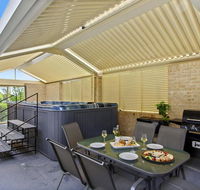 The Orient - Family  Pet Friendly - Huge Spa - Brisbane Tourism