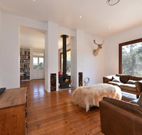 The Parson's Vineyard Retreat - get amongst the vineyards in a historic home - Brisbane Tourism