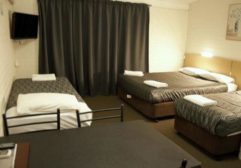 The Plains Motor Inn - Brisbane Tourism 2