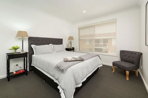 The Provincial - Central & Sophisticated - Tourism Brisbane 3