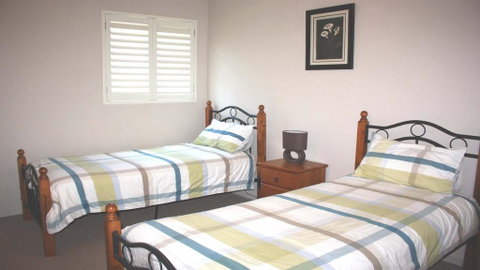 The Reef 103 - Lakeside! - Brisbane Tourism 1