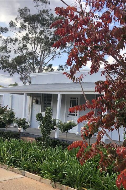 The Rested Guest 3 Bedroom Cottage West Wyalong - Tourism Brisbane 3