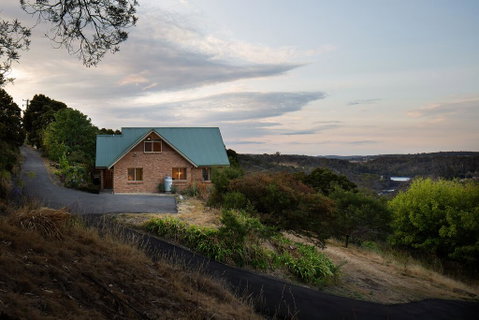 The River Valley Retreat - Tourism Brisbane 0