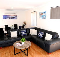 The Royal Dolphin Holiday Home - Tourism Brisbane