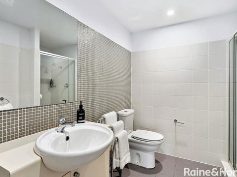 The Sanctuary #363 - 363/80 John Whiteway Drive - Tourism Brisbane 3