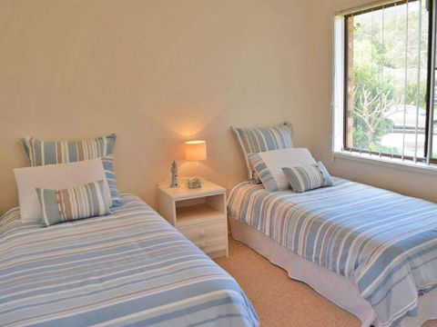 The Verandah', 9 Hanson Avenue - Fantastic Child Friendly Home - Tourism Brisbane 3