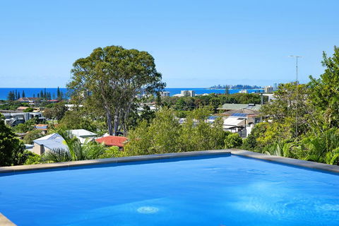 THE VIEW, TUGUN - 4 Bedrooms - Sea Views - Private Heated Pool - Tourism Brisbane 0