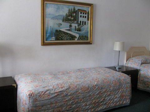 The Wayfarer Motel - Tourism Brisbane 3