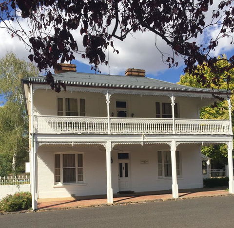 The White House - Tourism Brisbane 0