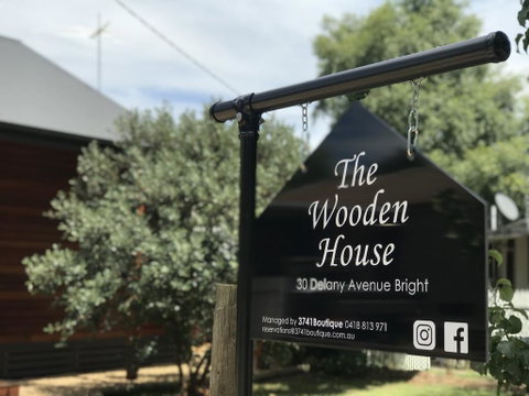 The Wooden House At 30 Delany - Brisbane Tourism 1