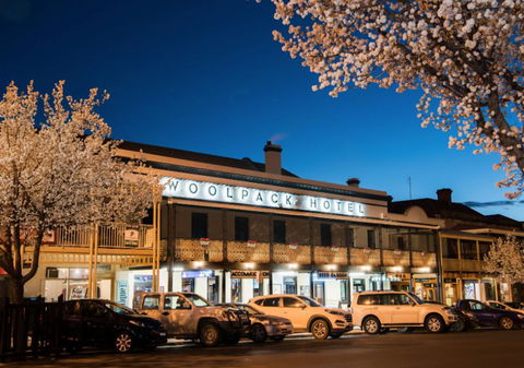 The Woolpack Hotel - Brisbane Tourism 0