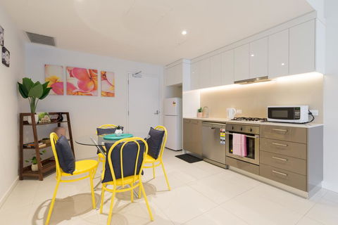 Ther-Rich Apartment - Tourism Brisbane 0