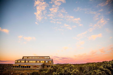 Thousand Lakes Lodge - Brisbane Tourism 0