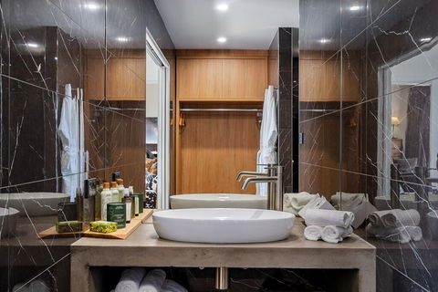 Tinderbox Retreat - Tourism Brisbane 2