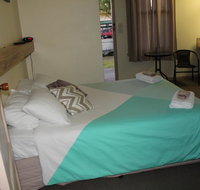 Tocumwal Hotel Motel The Palms - Tourism Brisbane