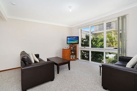 Toowoon Bay Townhouse, Unit 6 - Tourism Brisbane 1