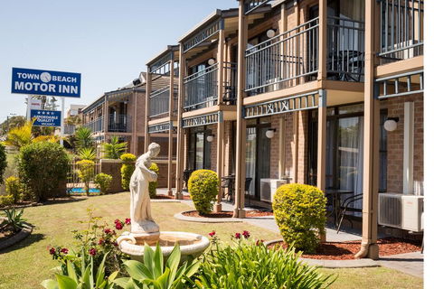 Town Beach Motor Inn Port Macquarie - Tourism Brisbane 0