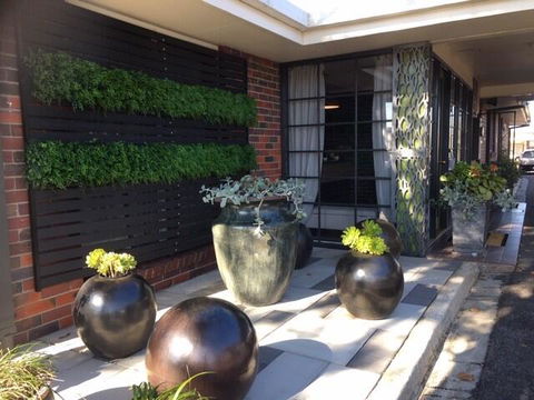 Town House Motor Inn - Tourism Brisbane 0
