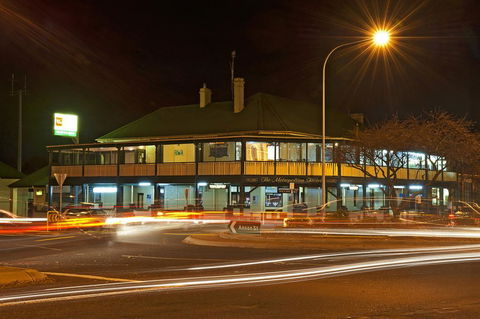 Town Square Motel - Brisbane Tourism 0
