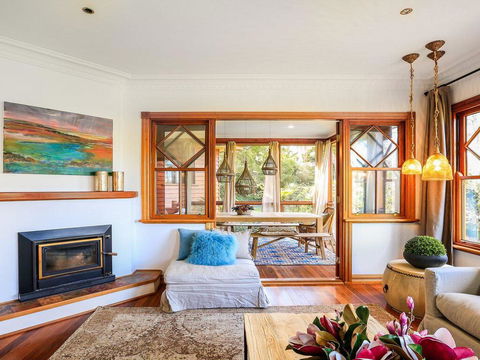 Treetops - Elegant, Inviting, Designer, Cedar Home - Tourism Brisbane 0