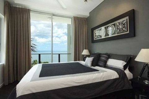 Trilogy On The Esplanade. Room With A View! - Tourism Brisbane 1