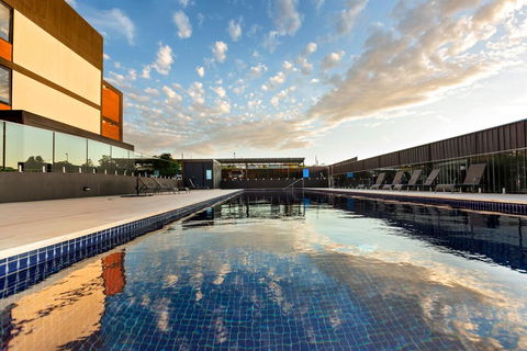 Trendy, Self Contained Inner City Apartment - Tourism Brisbane 3
