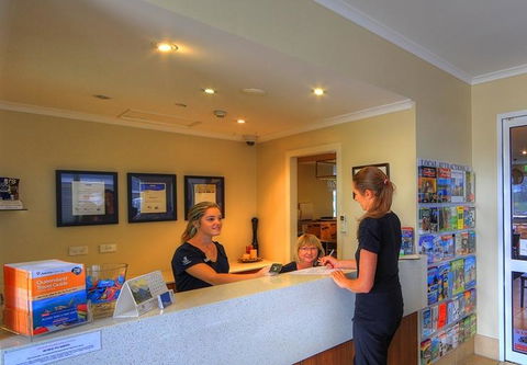 Tropixx Motel & Restaurant - Tourism Brisbane 1