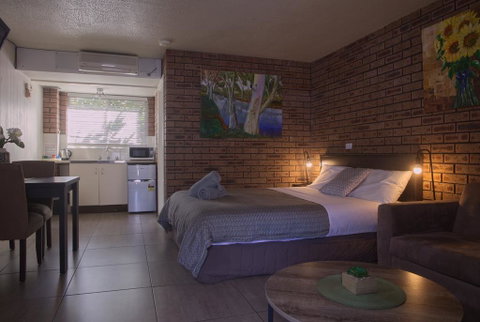 Tuncurry Motor Lodge - Brisbane Tourism 1
