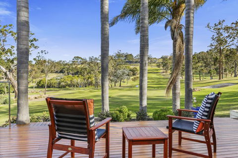 Tura Beach Golf Stays - Tourism Brisbane 2
