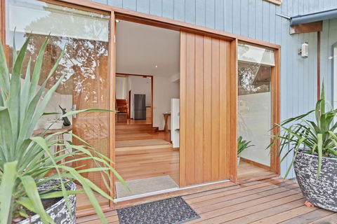 Tura Tree House - Tourism Brisbane 1