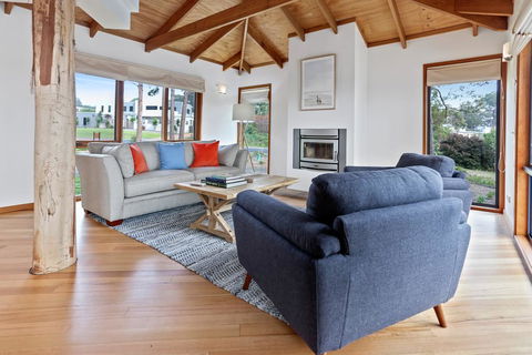 Tura Tree House - Tourism Brisbane 3