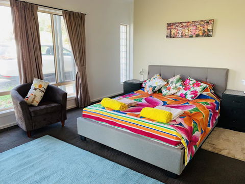 Two Dams Estate - Retreat & Relax - Tourism Brisbane 0