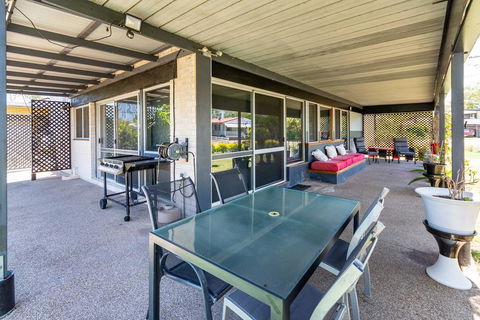 Unique Getaway 300m To Bribie Foreshore, Bongaree - Tourism Brisbane 1