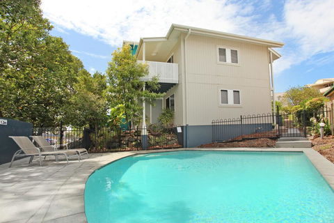 Unit 1 On The Park, Frank Street Coolum Beach: WIFI, 400 Bond, LINEN INCLUDED - Tourism Brisbane 1