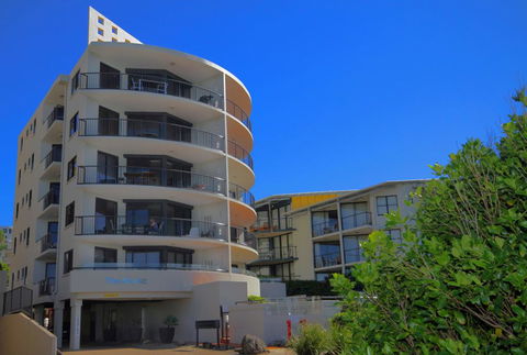 Unit 1, The Rocks, 1746 David Low Coolum Beach - 500 Bond - Tourism Brisbane 0