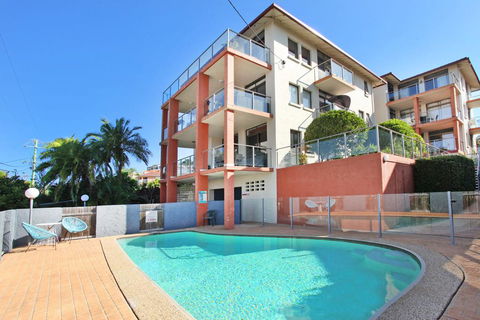Unit 2, Cooltoro Court, 7 Frank Street Coolum Beach, 400 BOND, LINEN INCLUDED - Tourism Brisbane 0
