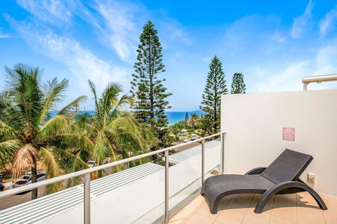 Unit 207 Plantation - Rainbow Beach, Ocean Facing - Plantation Resort Unit, Incredible Views, Top Floor - Tourism Brisbane 2