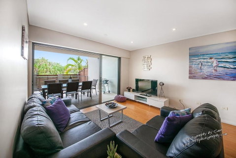 Unit 3 Loka Santi - Tourism Brisbane 2