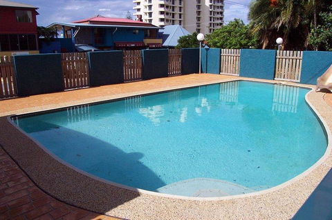 Unit 4, Cooltoro Court, 7 Frank Street Coolum Beach, 400 BOND, LINEN INCLUDED - Tourism Brisbane 1
