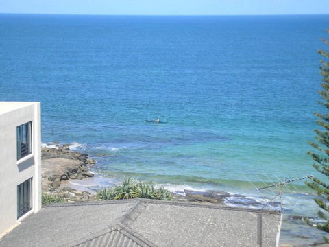 Unit 5 Sanctuary Shores, Kings Beach - Free Wifi! - Tourism Brisbane 2