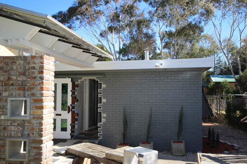 Up-cycle House Blackheath - Tourism Brisbane 0